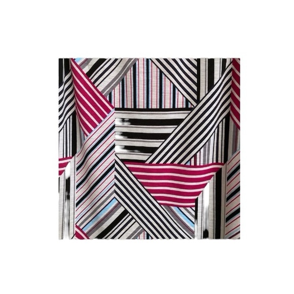 Late August Short Sleeves Striped Top - Picture 8 of 10